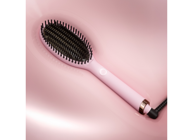 picture of a pink hot brush