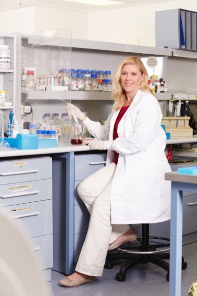 Associate Professor Samantha Oakes Portrait. 400x600