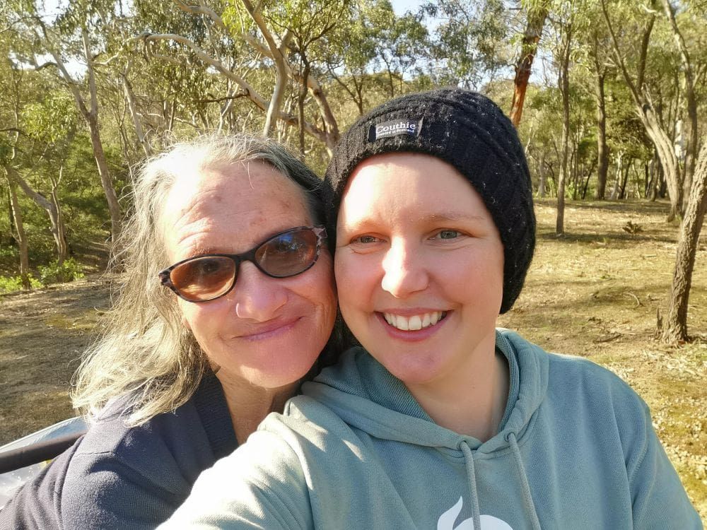 Photo of Isla and her mum Sheena